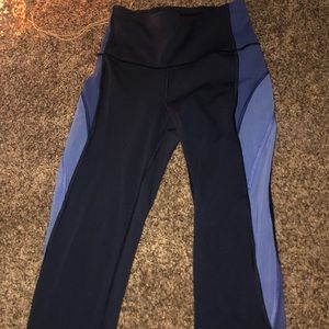 size 4 lululemon leggings